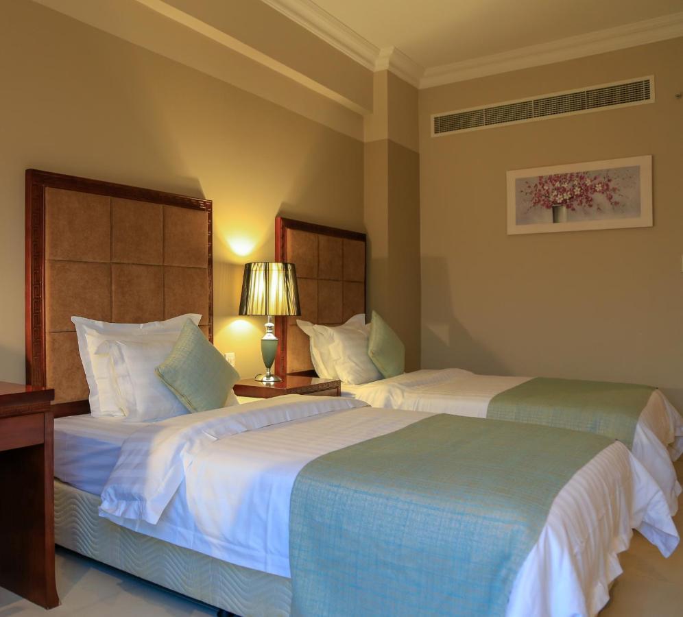 Muscat Inn Hotel エクステリア 写真